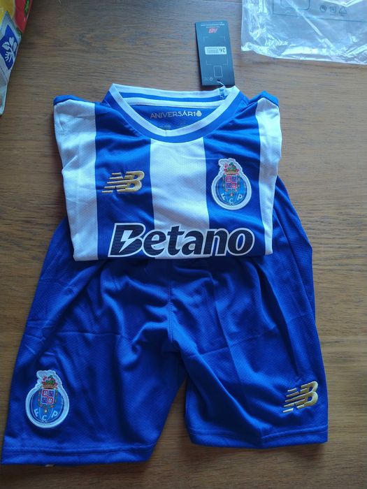 Equipamento do fcporto 25/26, camisola e calção para criança
