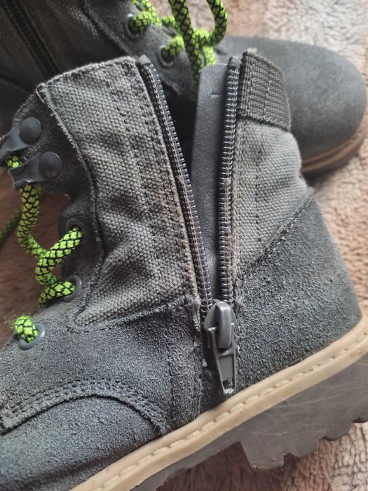 Buty wysokie na jesień Reserved 29