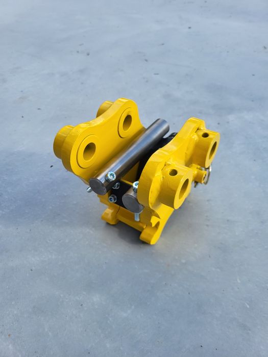 Szybkozłącze mechaniczne półautomatyczne osprzęt do koparki minikopark