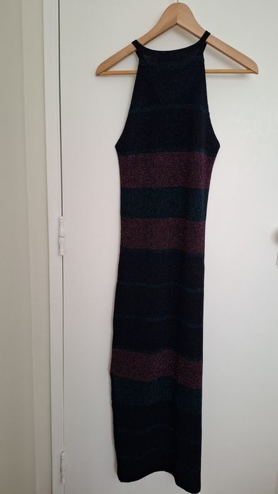Vestido justo brilhante
