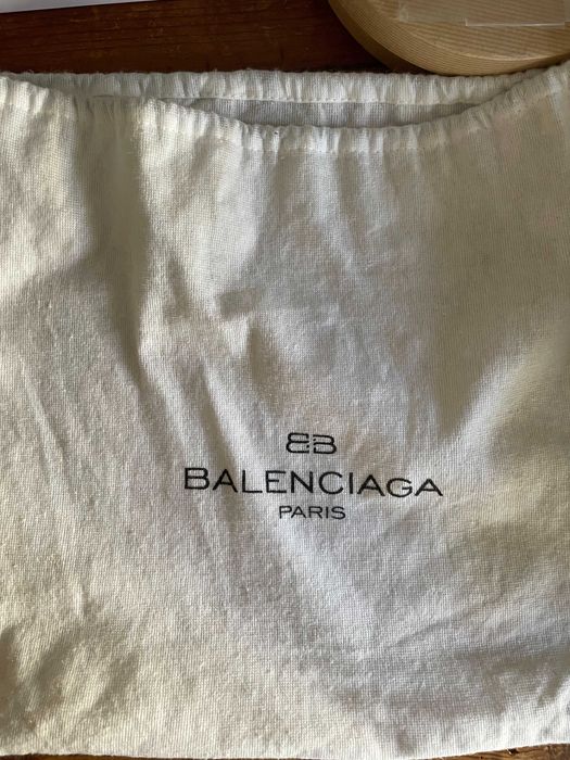 Mala Balenciaga autentica