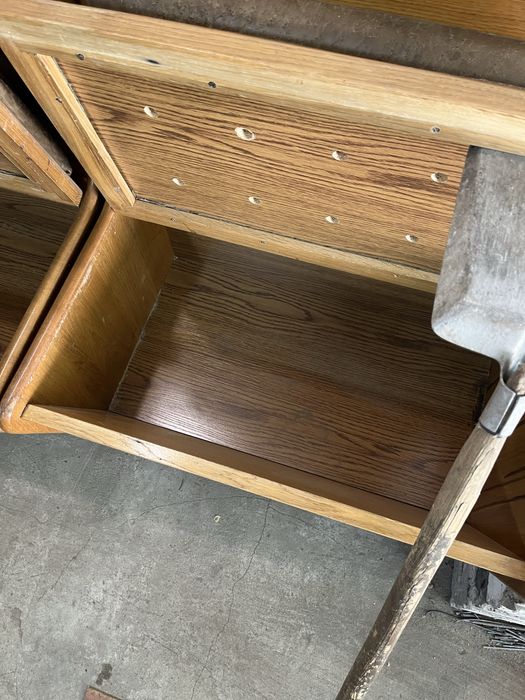 Уголок мебельный