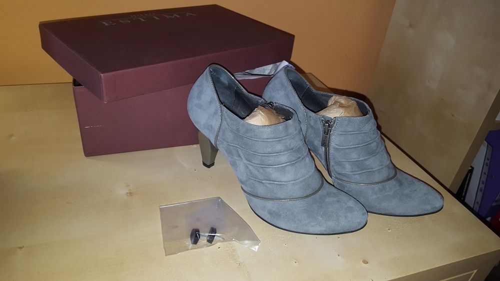 Botki na obcasie Ryłko