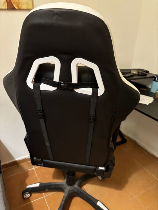 Cadeira gamer nova