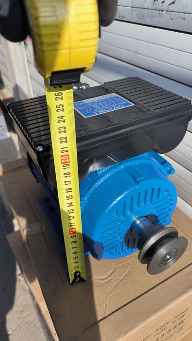 Электродвигатель однофазный, електродвигун однофазний 220в. 2,2 кВт/15