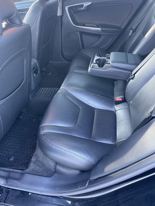 Volvo s 60.