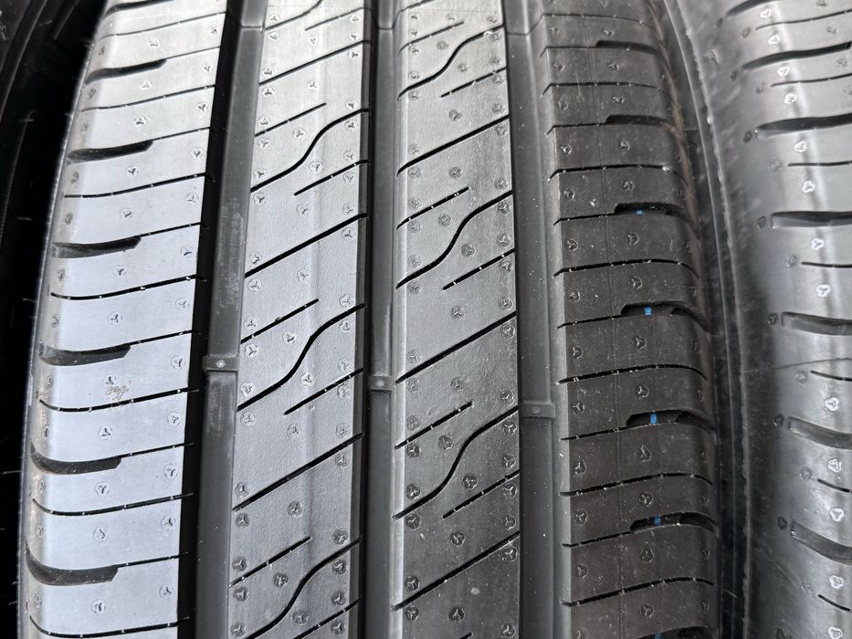 NOWE Goodyear 215/65/16C opony letnie komplet