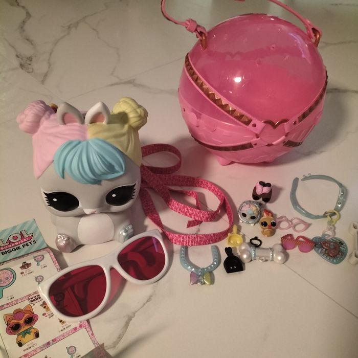L.O.L surprise Biggie pets