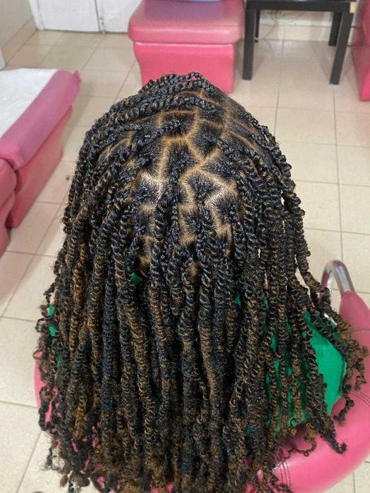 Tranças ao Domicílio | Box Braids, Knotless e Tranças Africanas
