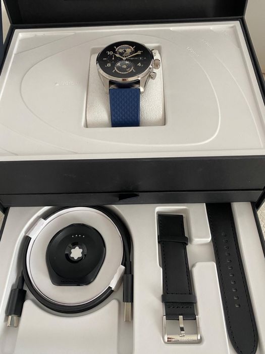 Vendo Smart Watch NOVO da MONTBLANC