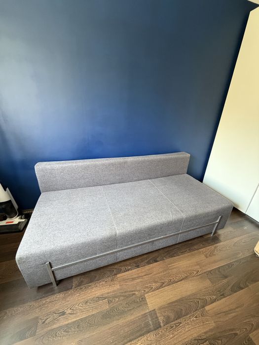 Szara kanapa rozkladana