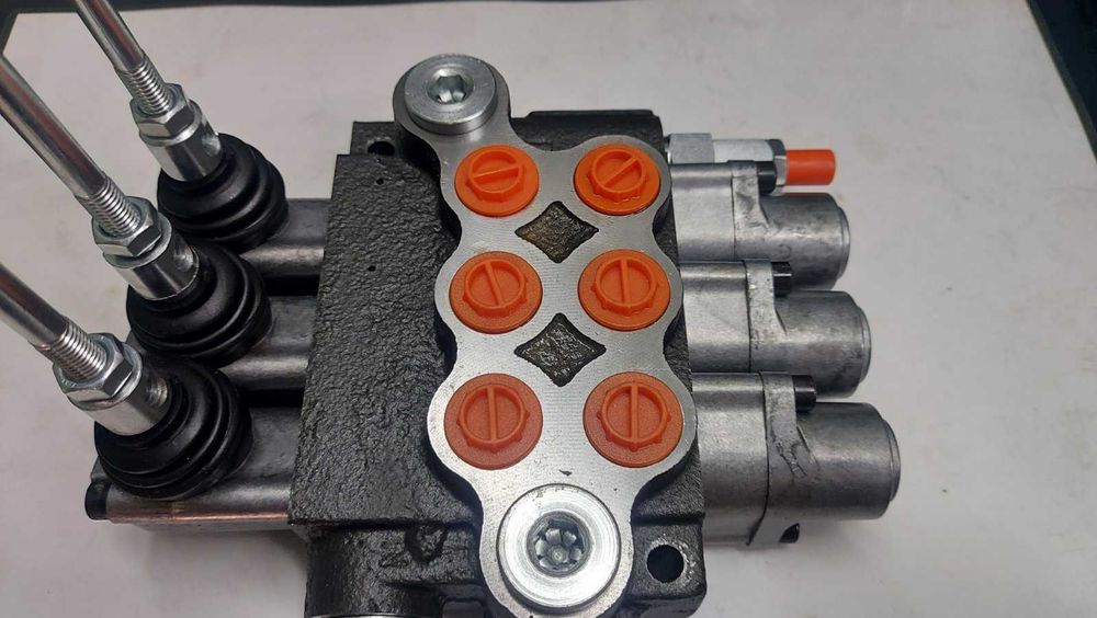 Распределитель болгарский Р40 на минитрактор, мототрактор с плавающим ...