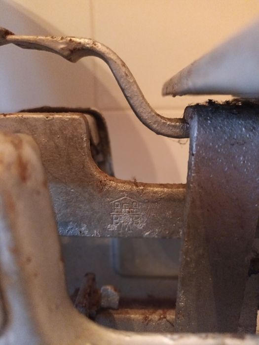 Balança antiga invulgar- pesa até 10kg