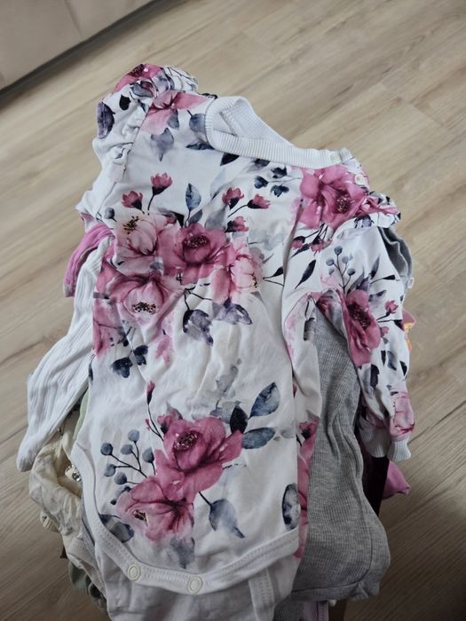 Oddam ubranka dla dziewczynki