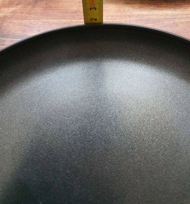 Blacha do pizzy Zestaw 4 Sztuk o średnicy 26 cm