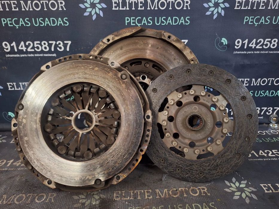 Bimassa usado LEXUS IS220D 177CV 2AD FHV VOLANTE MOTOR EMBRAIAGEM