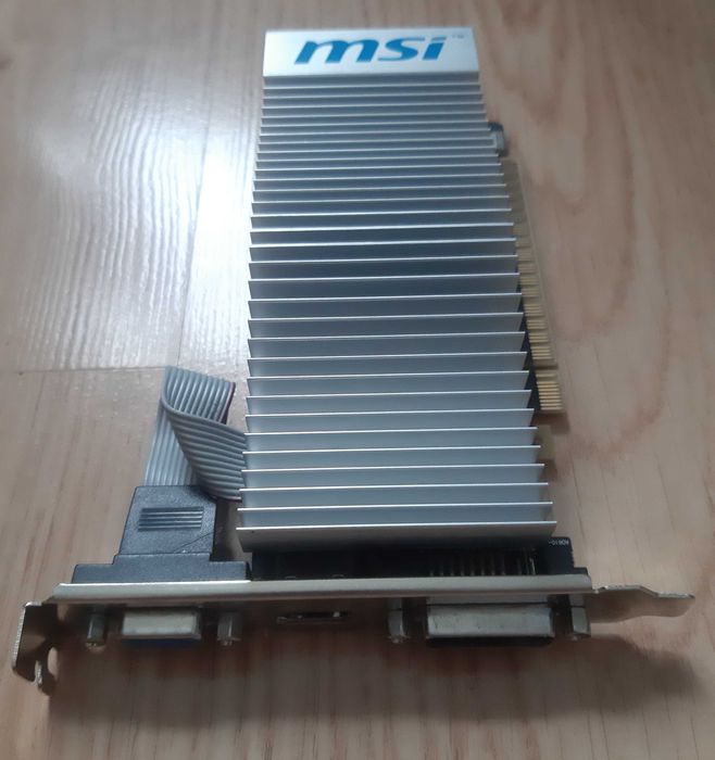 Karta graficzna M210 MD1GD3HLP