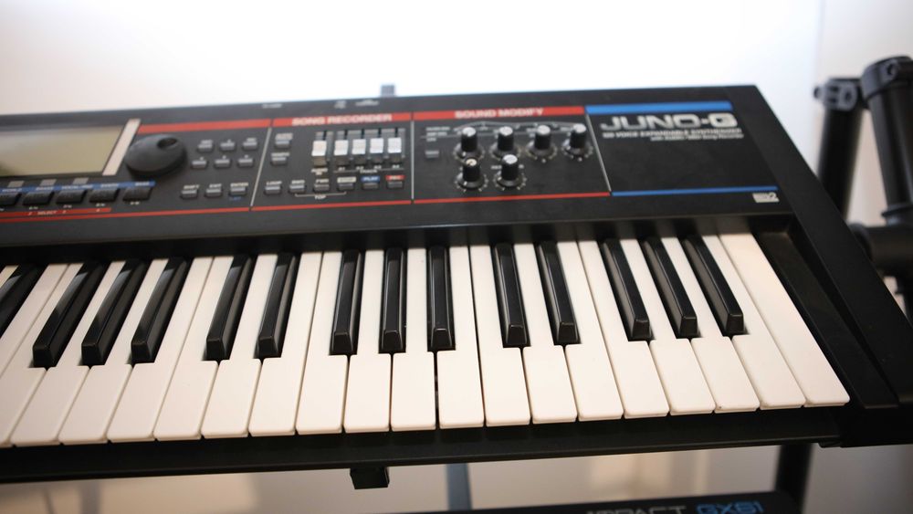 Teclado Roland, Juno G (Defeito no visor)