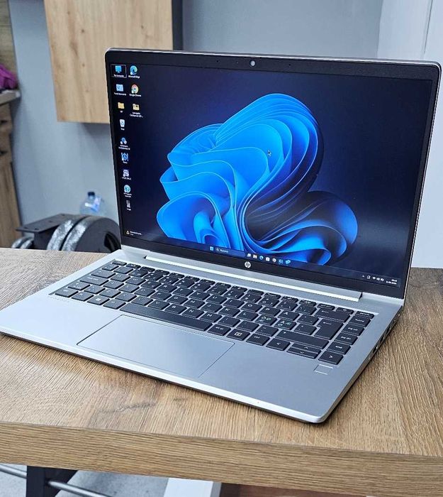 Laptop HP ProBook 445 G8 /Ryzen3-5400U/8gb/256gb/FHD