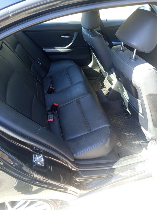BMW E90 320i 2.0 benzyna