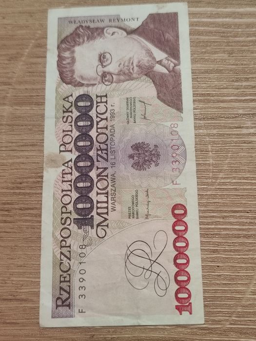2 notas uma de 1 milhão zlotys e outra de 50 mil