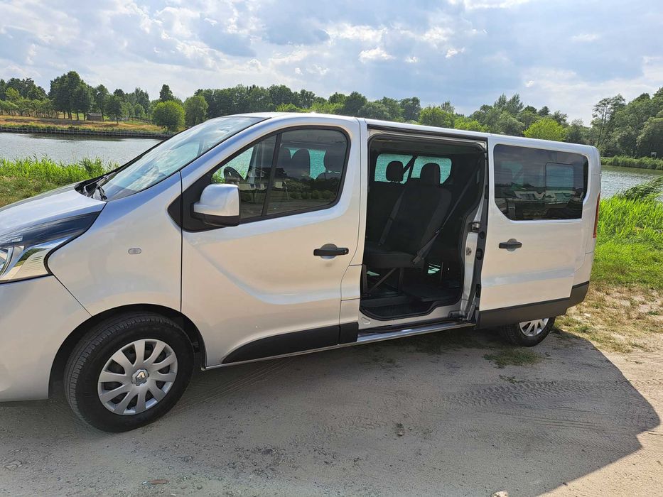 Wynajem bus 9 - osobowy wypożyczalnia aut 24/h
