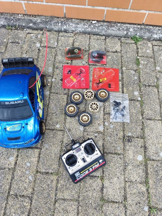 Carro RC escala 1/10 gasolina