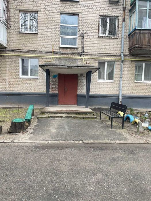 2-комнатная квартира 46 м² | Слобожанский | Под ремонт | Балкон