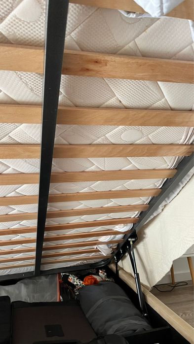 Cama casal 190/140cm com OFERTA colchao