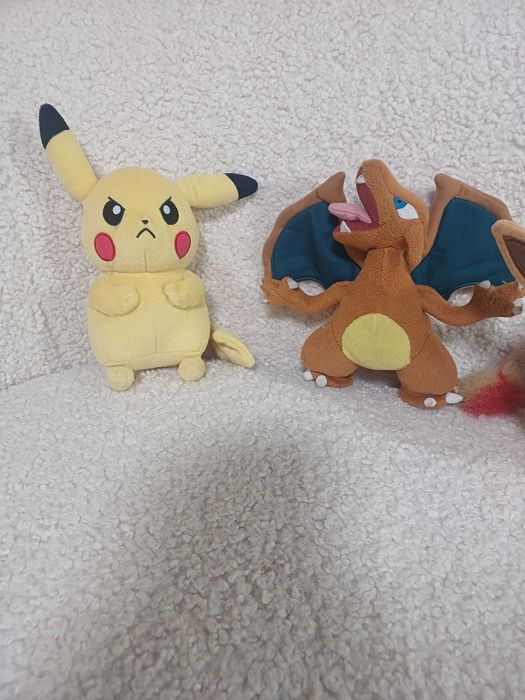 Pokemon Покемон Пікачу Бульбазавр Черізард Пічу