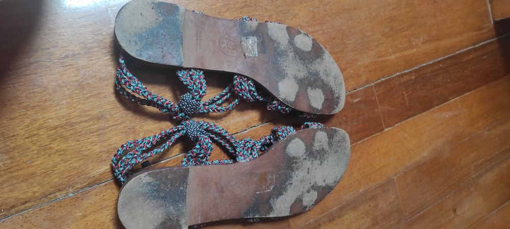 Originais sandálias de corda da marca Bimba Y Lola, n. 38