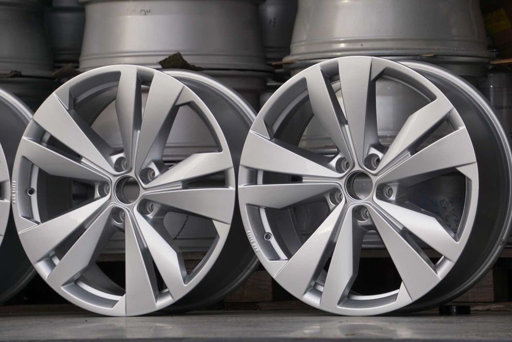 Alufelgi oryginal VW 5x112 8Jx19 et45 cb57,1 jak NOWE! 2022rok!