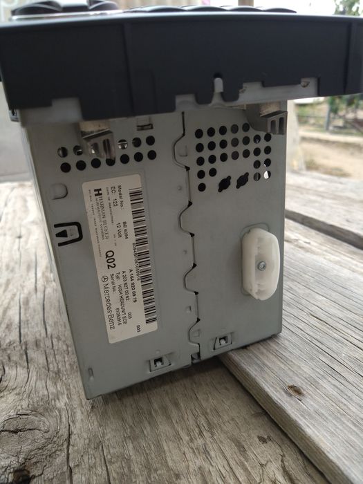 Оригінальна мультимедійна магнітола Mercedes-Benz ML 320 W164