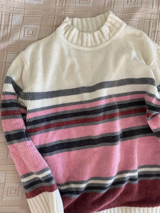 Gruby luźny sweter golf w paski