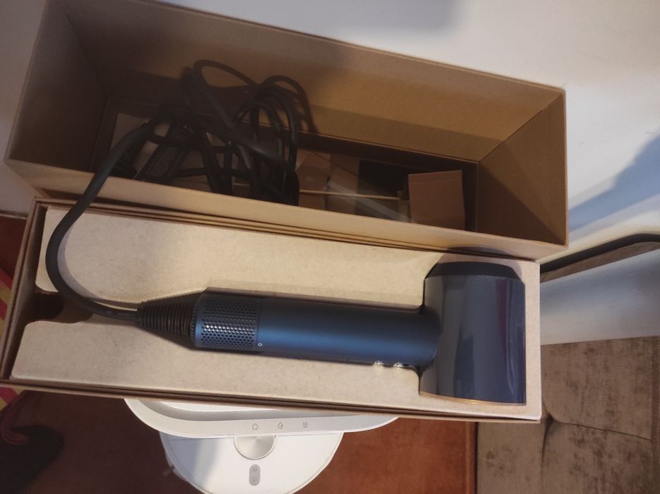 Secador modelo Dyson novo