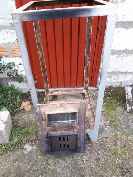Sprzedam ramę pieca kaflowego