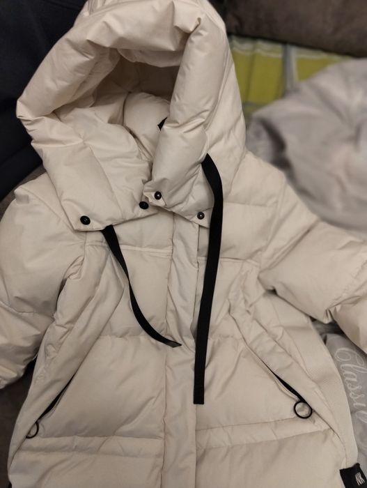 Продам жіночу зимову куртку