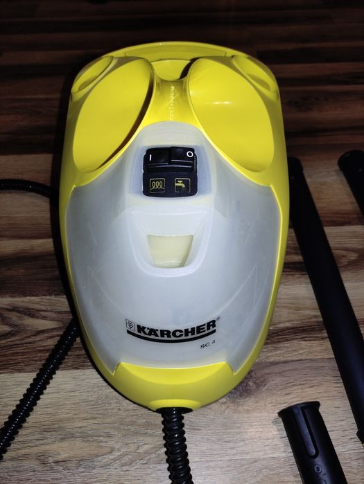 Myjka parowa , Karcher SC 4 , stan bdb.