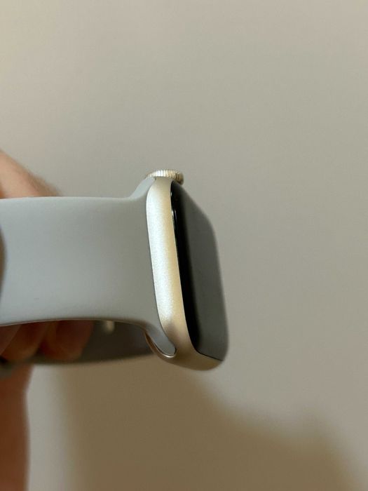 Apple Watch SE 2 40 Starlight смарт часы Батарея 97%