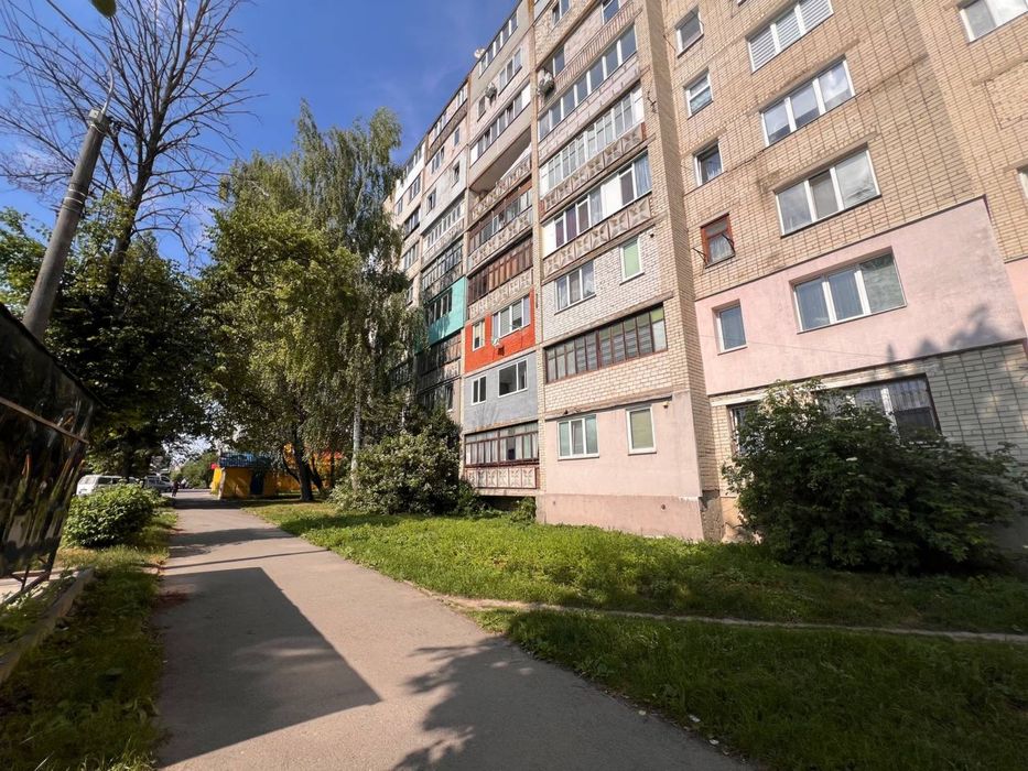 1-кімнатна квартира на Ювілейному — зручне планування та можливість ремонту під себе.