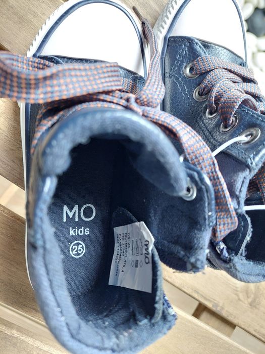 Sapatilhas bota, menino, novo, tamanho 25