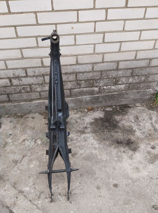 Продам раму від alpha sabur