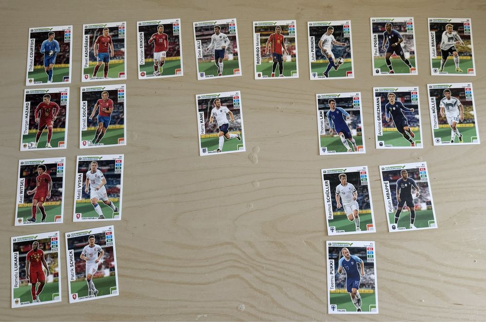 Coleção UEFA EURO 2020-PANINI Adrenalyn XL (preço na descrição)