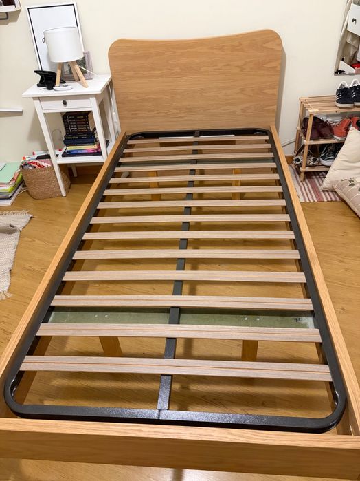 Cama de solteiro + estrado + colchão