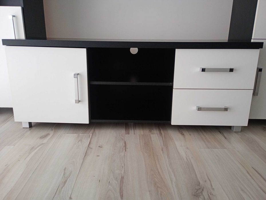 Elegancki zestaw mebli do salonu