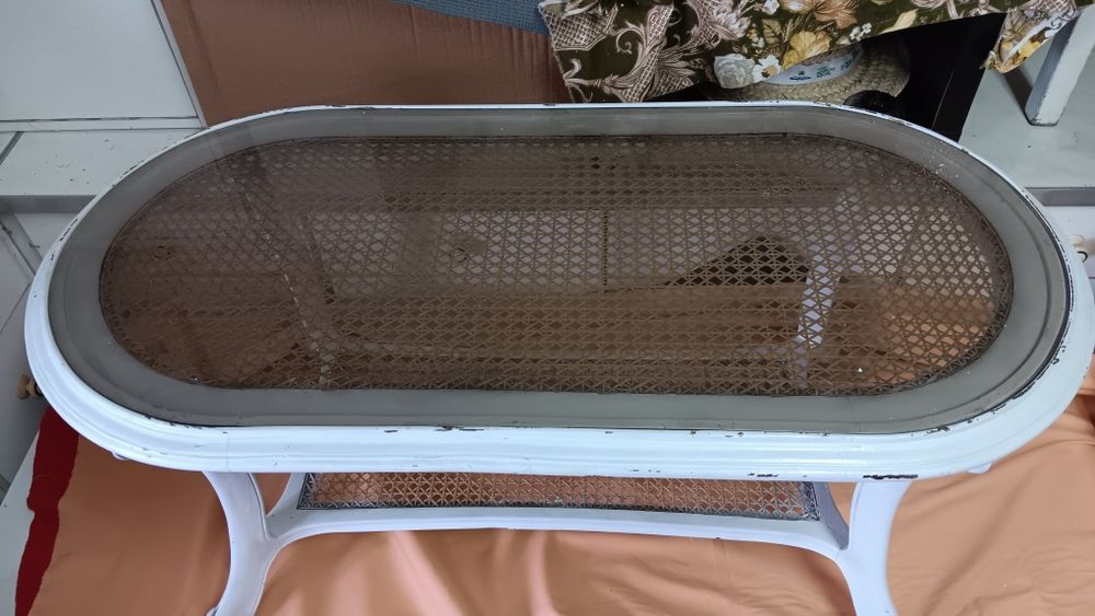 Mesa de sala com vidro
