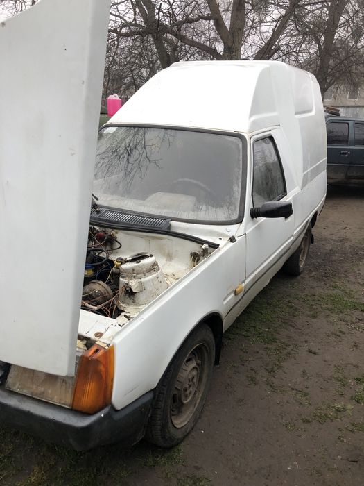 Таврія пікап 1.3 газ бензин