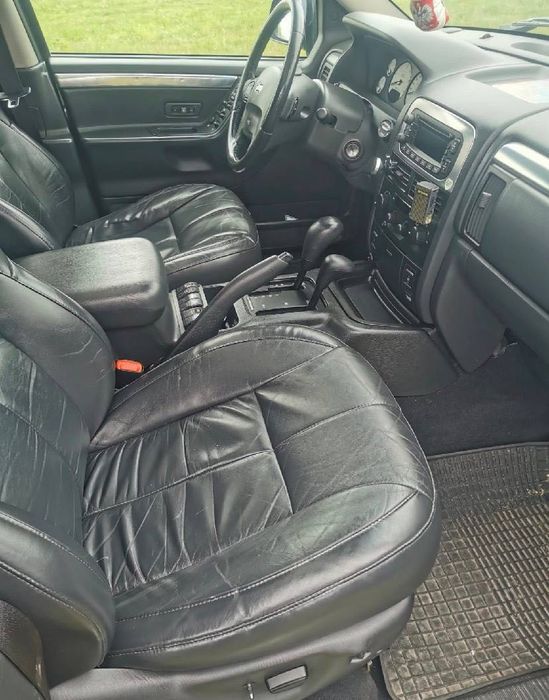 Продам автомобіль Jeep