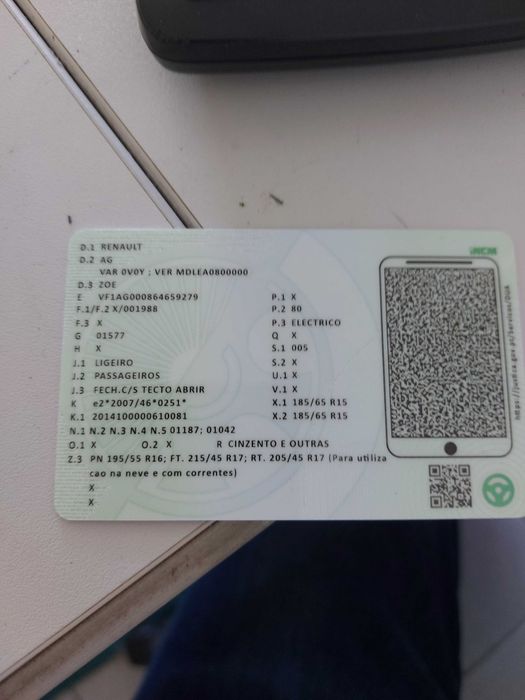 carro renault zoe de 2020 com 51000km