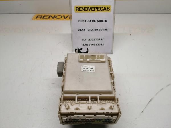 Caixa fusíveis / SAM / BSI TOYOTA Yaris (_P9_)